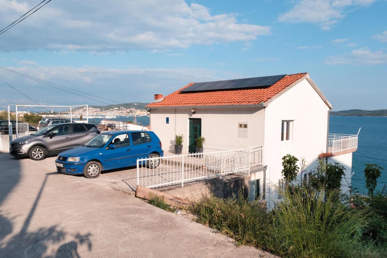 Apartment Nede Trogir Bagian luar foto