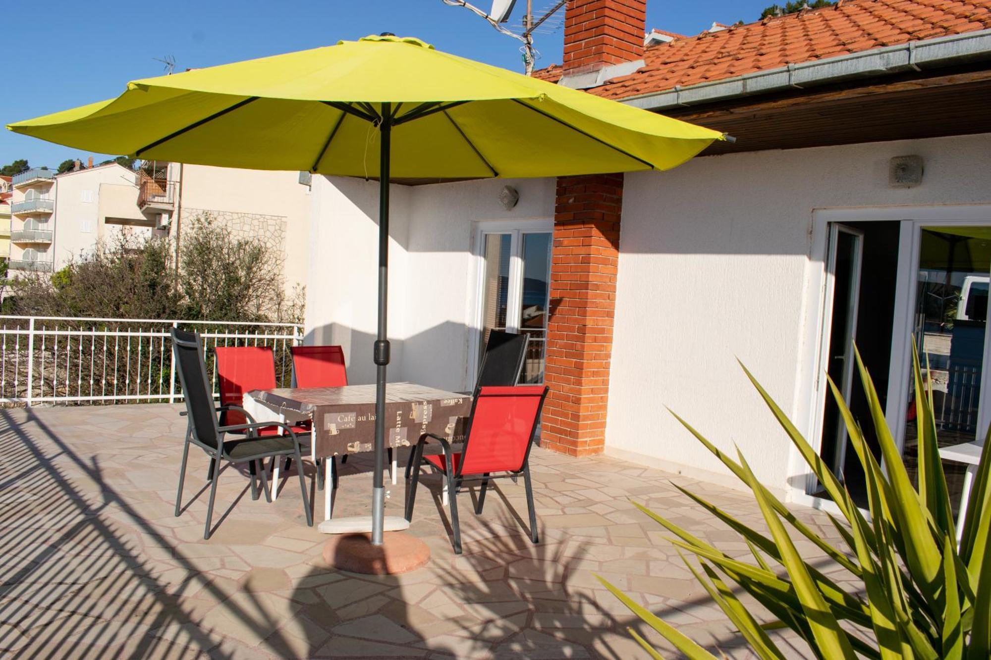 Apartment Nede Trogir Bagian luar foto